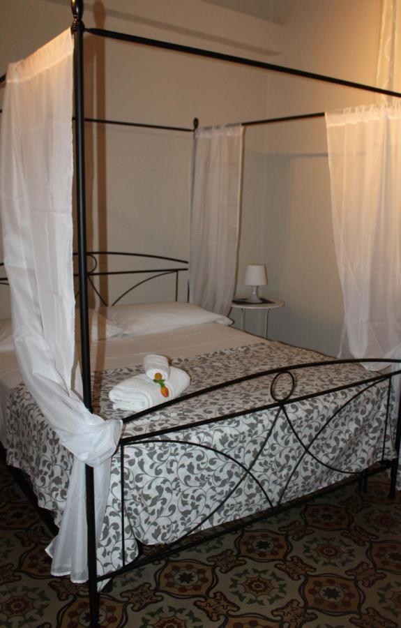 I 2 Puttini Bed & Breakfast Катания Екстериор снимка