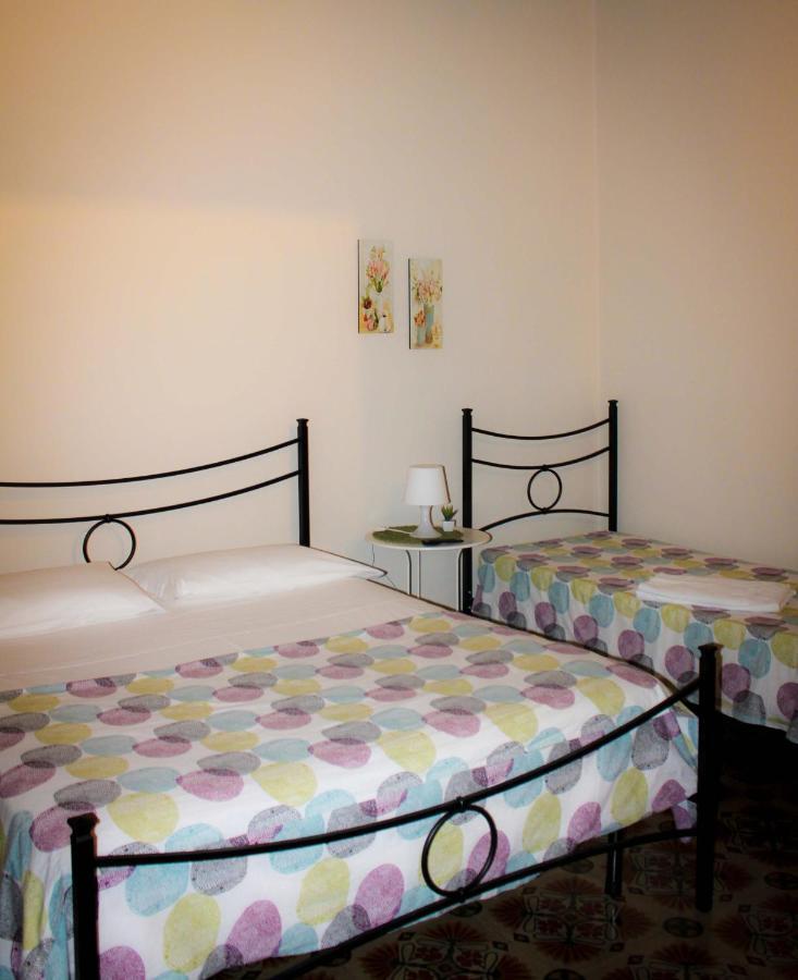 I 2 Puttini Bed & Breakfast Катания Екстериор снимка