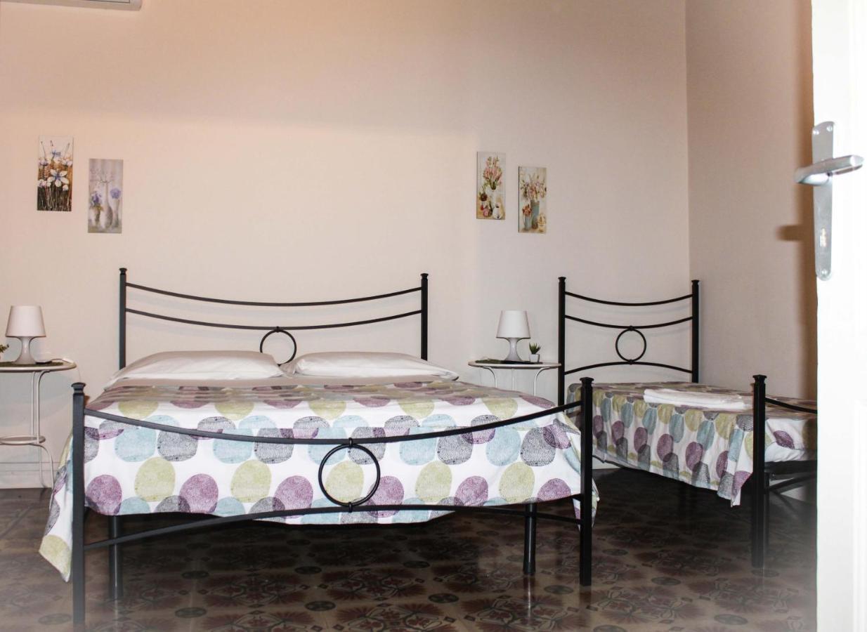 I 2 Puttini Bed & Breakfast Катания Екстериор снимка